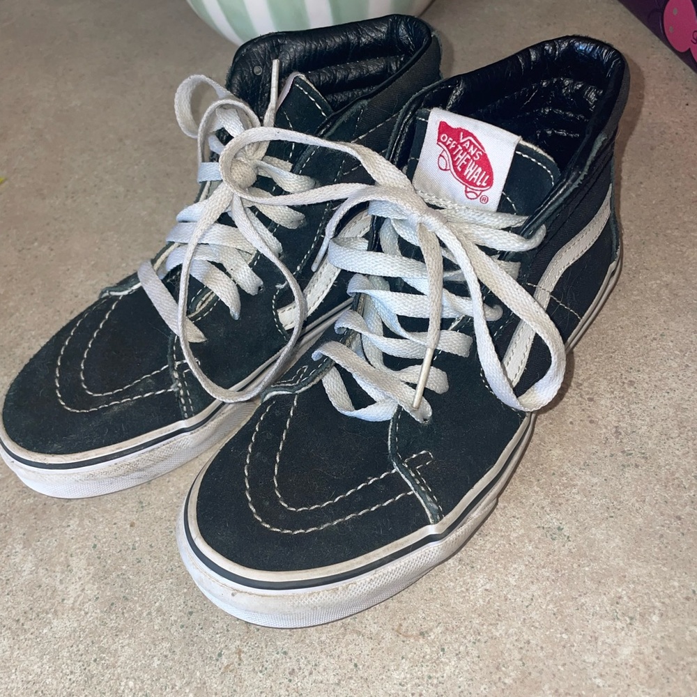 Vans hi-top lace up shoes keds black and white
